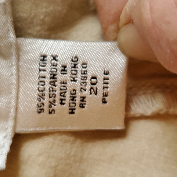 AVENUE Women's Petite Chinos Cream Pants-EUC-Sz 20P - Picture 10 of 12